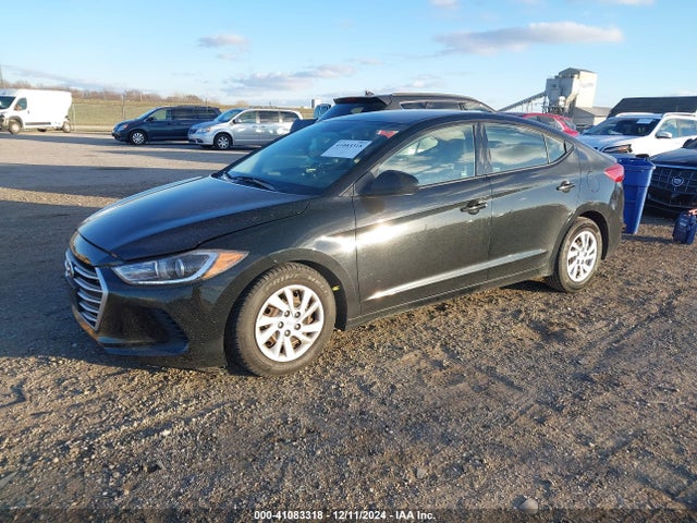 Hyundai ELANTRA SE 2018 5NPD74LF8JH400820 Image 2