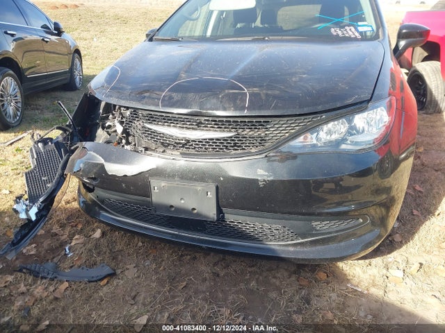 2C4RC1CGXPR557639 Chrysler Voyager Lx