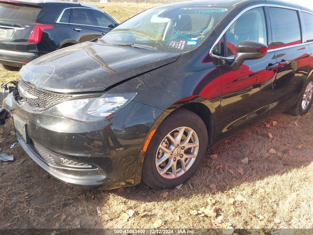 2C4RC1CGXPR557639 Chrysler Voyager Lx
