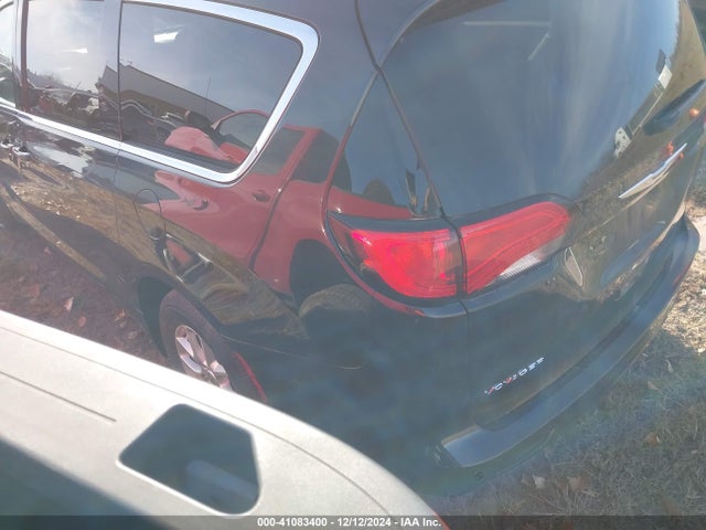 2C4RC1CGXPR557639 Chrysler Voyager Lx