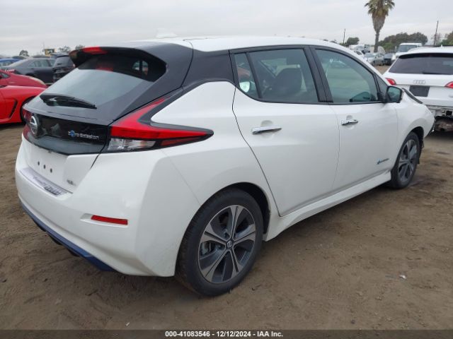 1N4AZ1CP2KC305435 Nissan Leaf Sl