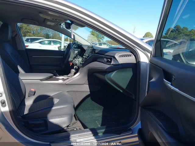 4T1G11AK2RU205421 Toyota CAMRY SE