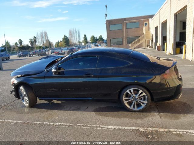 WDDWJ8DB4KF823778 Mercedes-Benz C 300