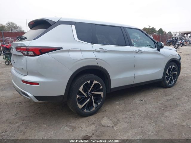 2024 MITSUBISHI OUTLANDER JA4J3VA86RZ027204 Photo 3