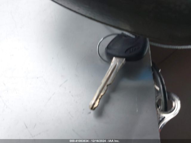 KNDMG4C73E6542324 KIA SEDONA LX