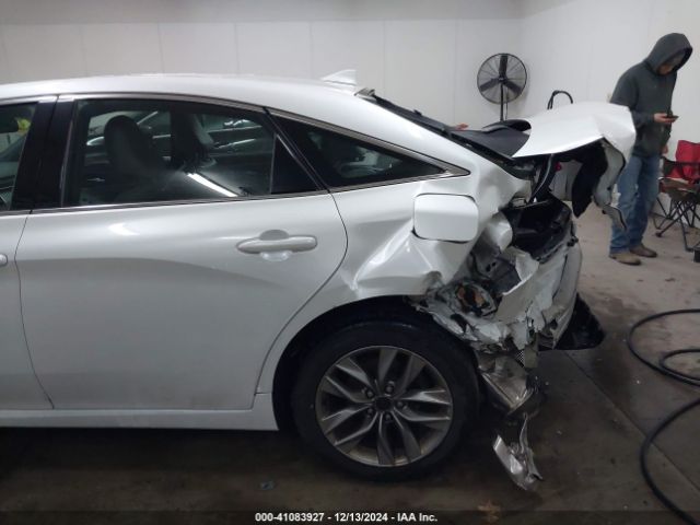4T1AZ1FB5LU045937 Toyota AVALON XLE