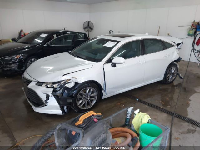 4T1AZ1FB5LU045937 Toyota AVALON XLE