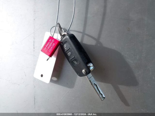 WVGAV7AX1HW507472 Volkswagen 2.0 tsi