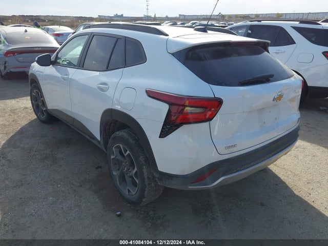 KL77LHE25RC210746 Chevrolet Trax Fwd Lt