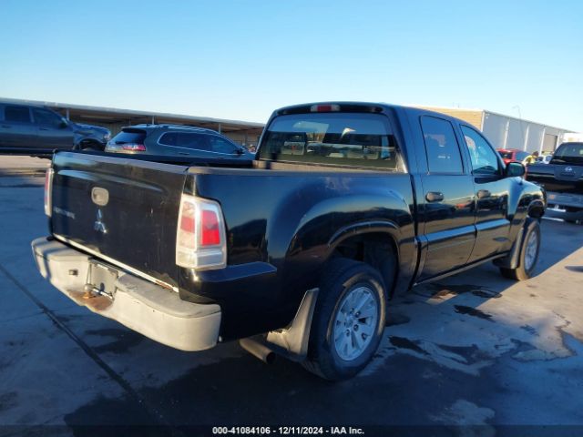 2006 MITSUBISHI RAIDER 1Z7HC28KX6S554756 Photo 3