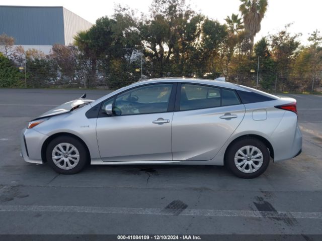JTDKARFU7L3121440 Toyota Prius L Eco
