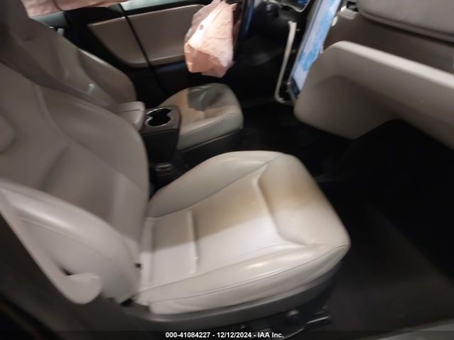 5YJSA1H22EFP62787 Tesla Model S P85d