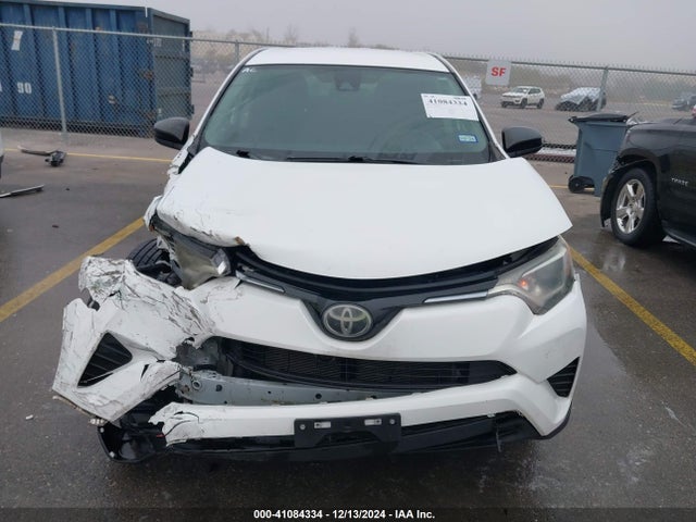 Toyota RAV4 LE 2018 2T3ZFREV5JW444423 Image 6