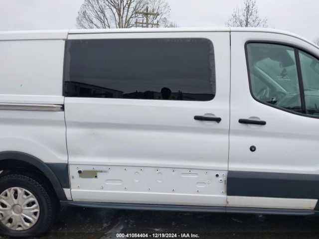 1FTYE1YM3GKA50164 Ford Transit-150
