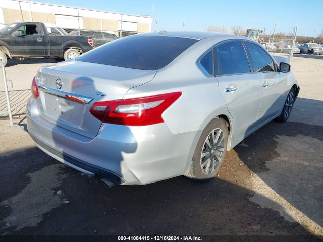 1N4AL3APXJC120581 Nissan Altima 2.5 Sl