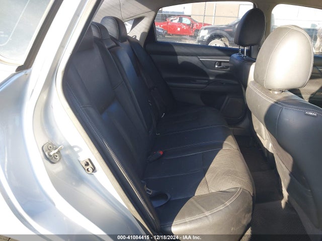 1N4AL3APXJC120581 Nissan Altima 2.5 Sl