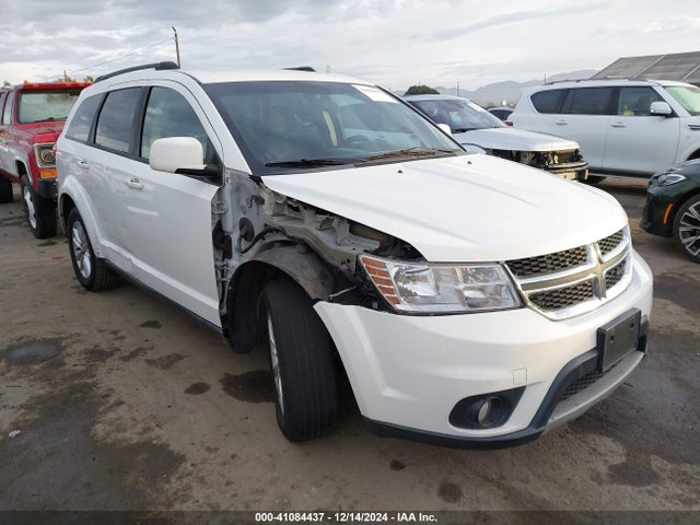 2016 3C4PDCBG5GT137544 main image