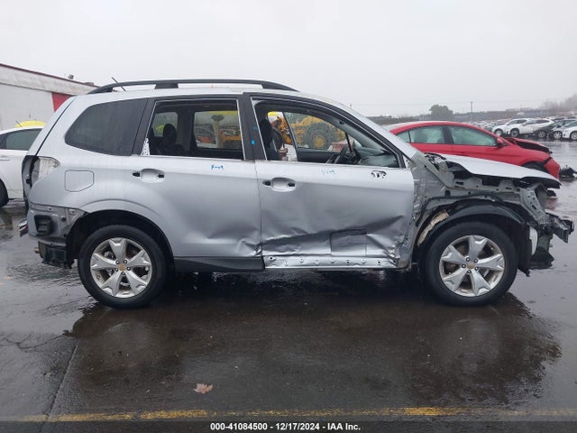 Subaru Forester 2.5i Premium 2015 JF2SJADC1FH477354 Image 20