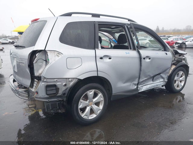 Subaru Forester 2.5i Premium 2015 JF2SJADC1FH477354 Image 21