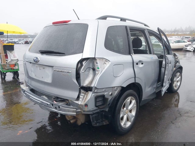 Subaru Forester 2.5i Premium 2015 JF2SJADC1FH477354 Image 4
