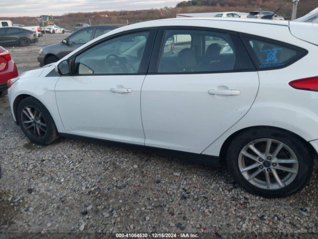 1FADP3K25FL215190 Ford FOCUS SE