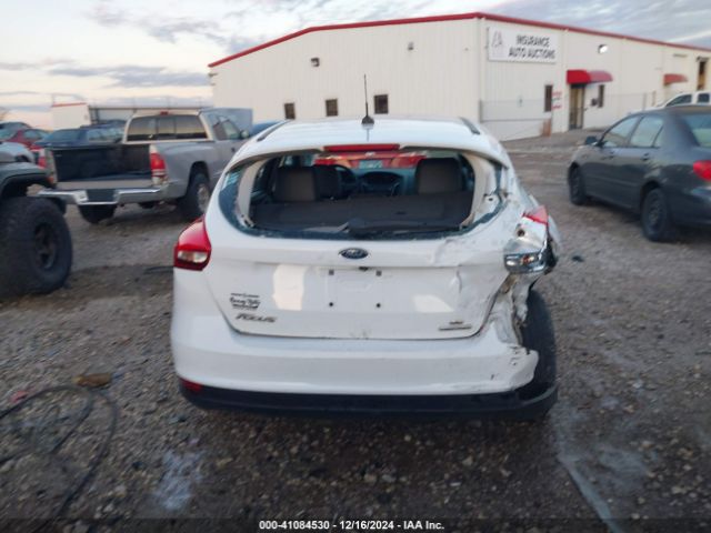 1FADP3K25FL215190 Ford FOCUS SE