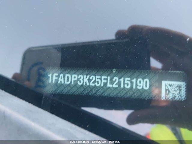 1FADP3K25FL215190 Ford FOCUS SE