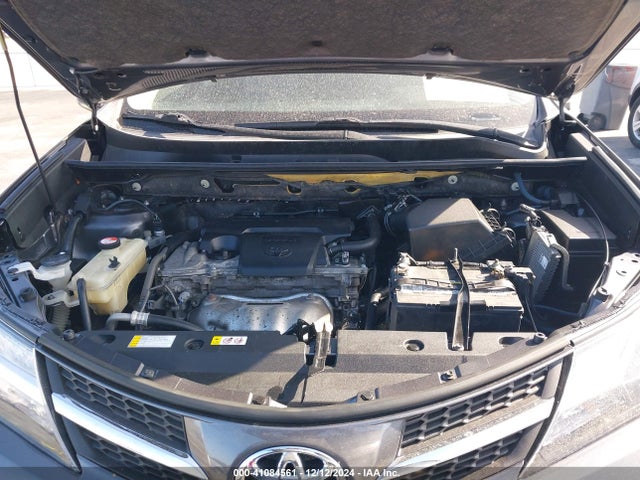 Toyota RAV4 LE 2015 JTMZFREV9FJ059727 Image 10