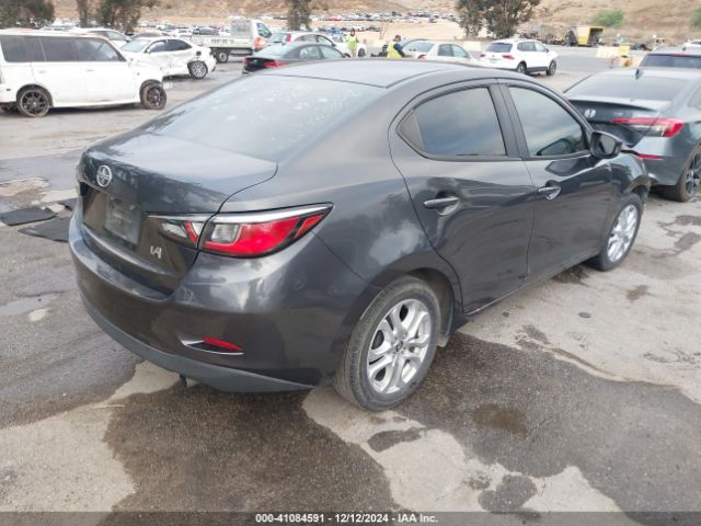 3MYDLBZV1GY124881 Scion IA