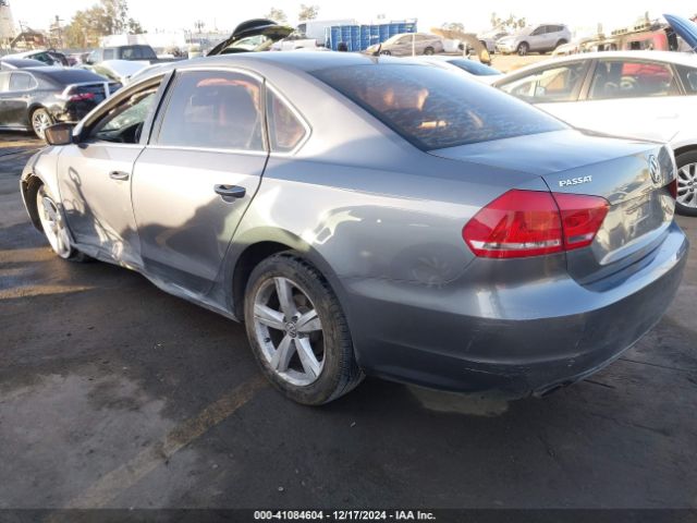 1VWBS7A39FC016237 Volkswagen Passat 1.8t Se