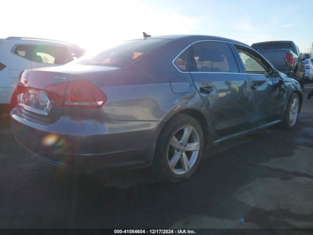 1VWBS7A39FC016237 Volkswagen Passat 1.8t Se