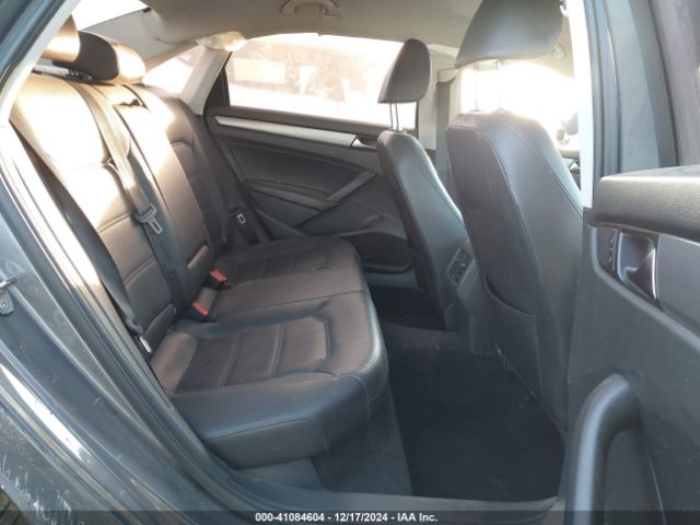 1VWBS7A39FC016237 Volkswagen Passat 1.8t Se
