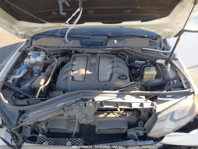 2011 VOLKSWAGEN TOUAREG WVGFK9BP4BD005745 Photo 9