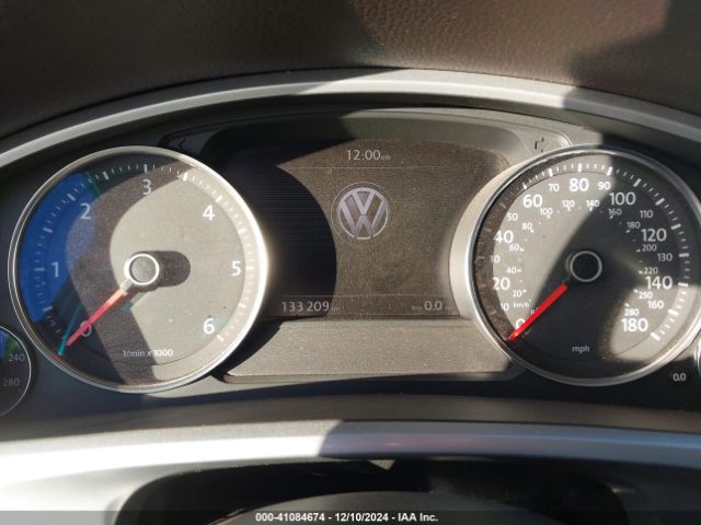 2011 VOLKSWAGEN TOUAREG WVGFK9BP4BD005745 Photo 6