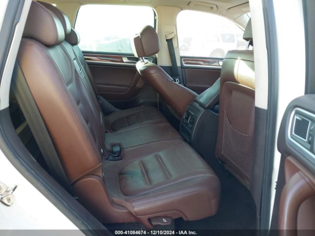 2011 VOLKSWAGEN TOUAREG WVGFK9BP4BD005745 Photo 7