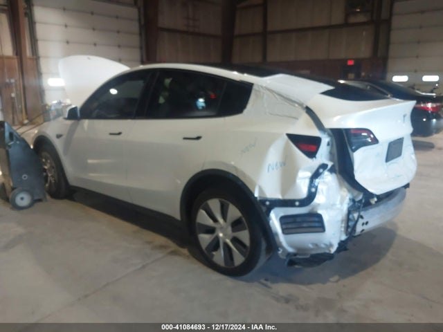 2023 TESLA MODEL Y 7SAYGDEEXPF921229 Photo 2