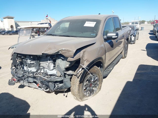Nissan Titan Pro-4x 4x4 2023 1N6AA1ED4PN111728 Image 2