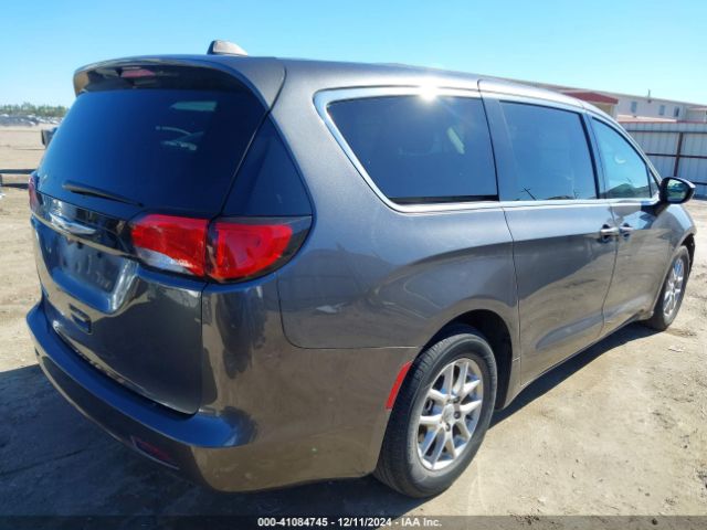 2C4RC1CG6NR229888 Chrysler Voyager Lx