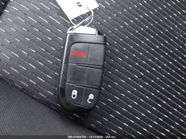 3C4PDCBB2KT816104 Dodge JOURNEY SE