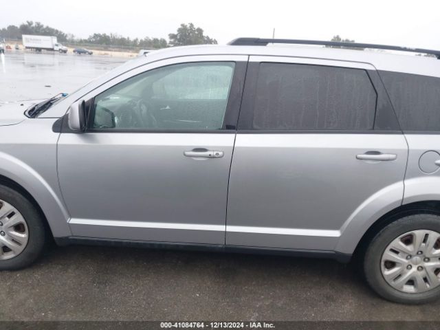 3C4PDCBB2KT816104 Dodge JOURNEY SE