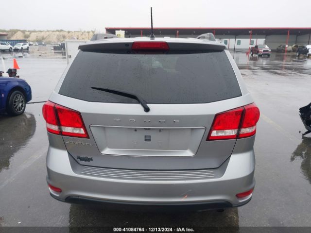 3C4PDCBB2KT816104 Dodge JOURNEY SE
