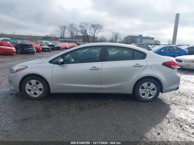 3KPFK4A70HE133576 KIA FORTE LX