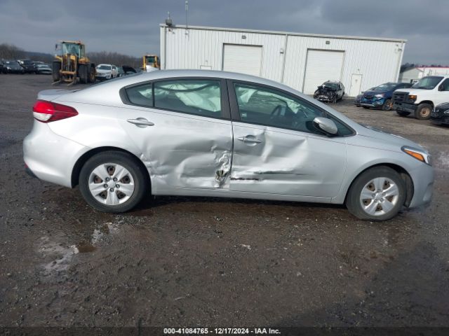 3KPFK4A70HE133576 KIA FORTE LX