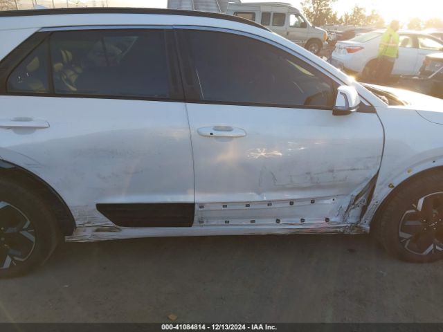 KNDCR3L15R5096085 KIA Niro Ev Wind