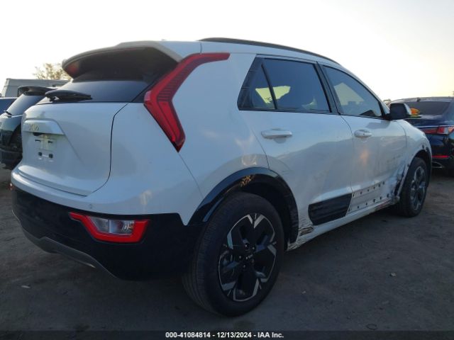 KNDCR3L15R5096085 KIA Niro Ev Wind