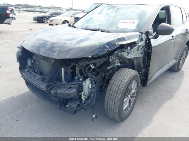 JN8AT3AA4MW005794 Nissan Rogue S Fwd