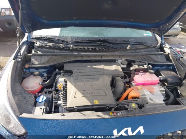 KNDCB3LC4N5535146 KIA NIRO LX