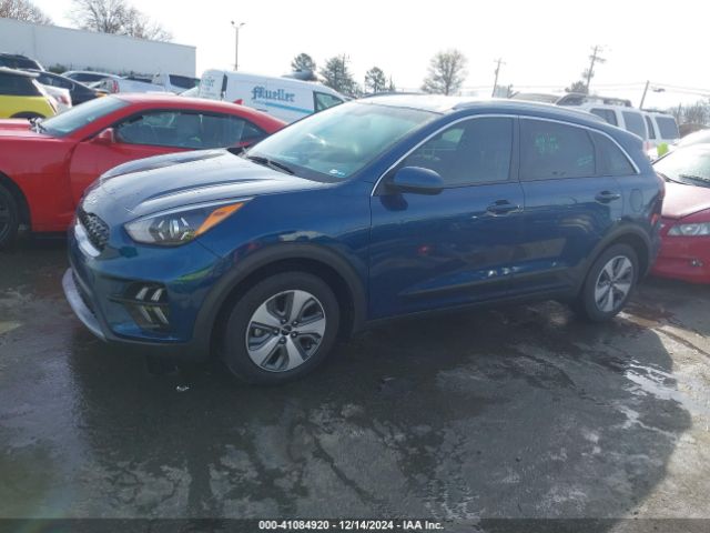 KNDCB3LC4N5535146 KIA NIRO LX
