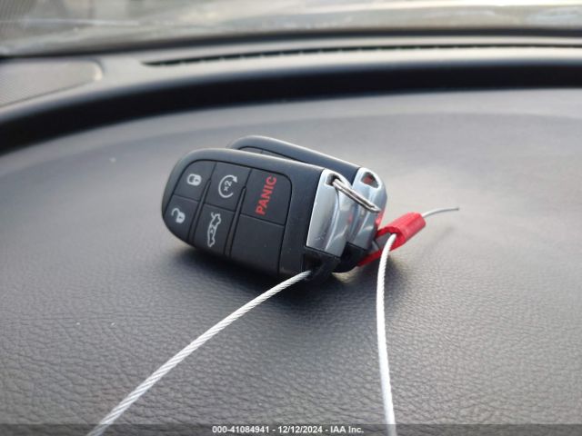 1C3CCCCG0FN581921 Chrysler 200 C