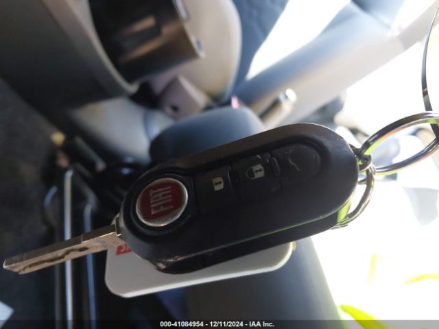 2013 FIAT 500 3C3CFFAR7DT569954 Photo 10